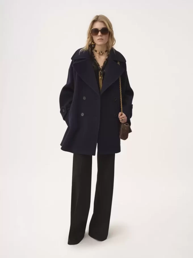 Abrigo cruzado oversize de lana Abrigo cruzado oversize de lana
