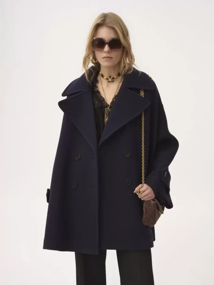Abrigo cruzado oversize de lana Abrigo cruzado oversize de lana