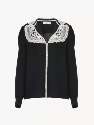 Blusa con volantes en crepé de China y encaje Blusa con volantes en crepé de China y encaje