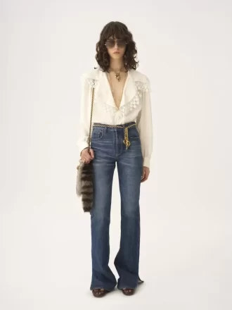 Blusa de cuello largo en jacquard de seda y encaje Blusa de cuello largo en jacquard de seda y encaje