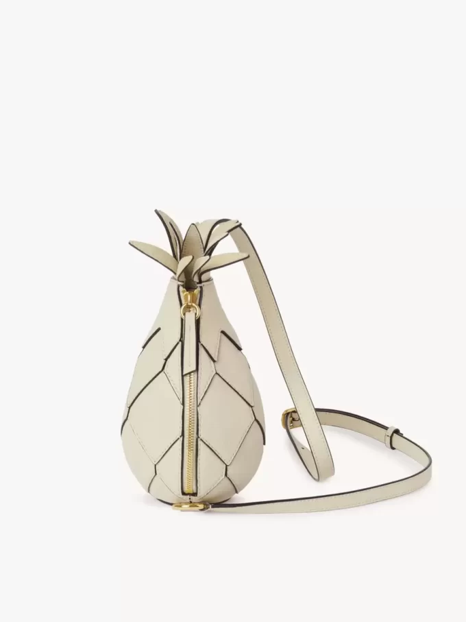 Bolso bandolera de piña en piel granulada Bolso bandolera de piña en piel granulada