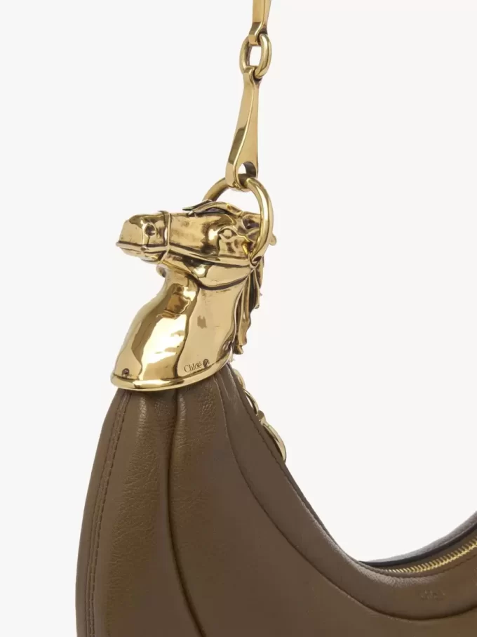 Bolso de hombro Chain Horse en piel suave Bolso de hombro Chain Horse en piel suave