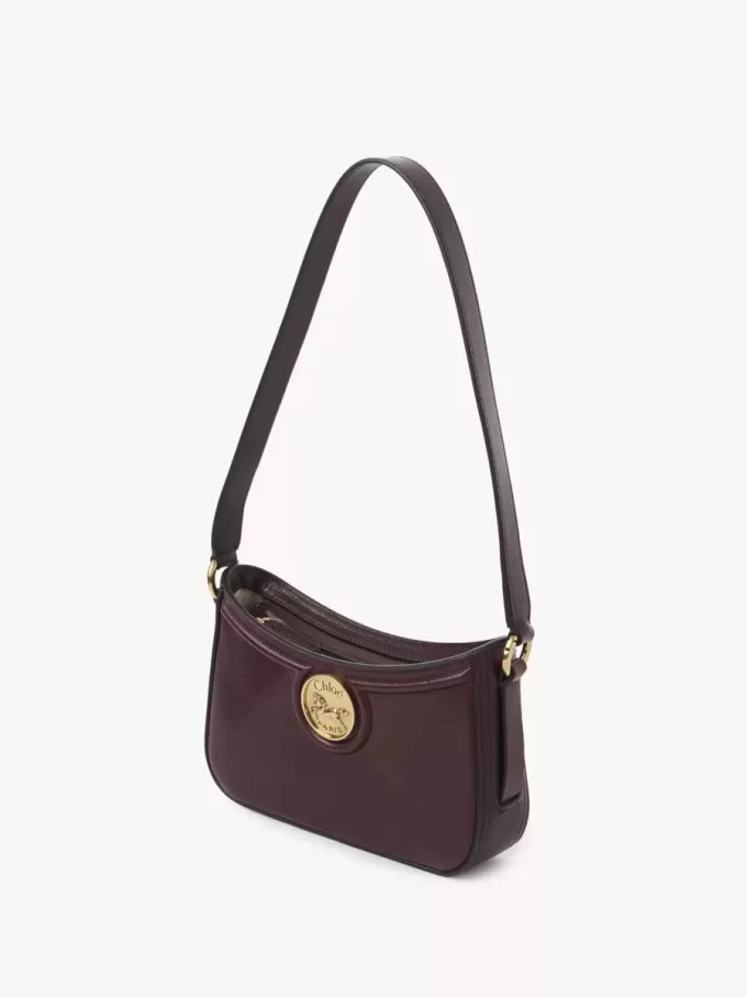 Bolso de hombro Horse Medal en piel granulada Bolso de hombro Horse Medal en piel granulada