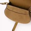 Bolso de sillín Marcie en piel de ante Bolso de sillín Marcie en piel de ante
