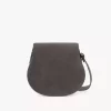 Bolso de sillín Marcie en piel de ante Bolso de sillín Marcie en piel de ante