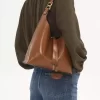 Bolso hobo pequeño Marcie en piel brillante Bolso hobo pequeño Marcie en piel brillante