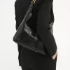 Bolso hobo pequeño Marcie en piel brillante Bolso hobo pequeño Marcie en piel brillante