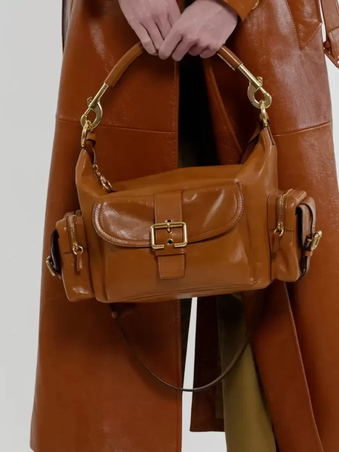 Bolso para cámara en piel brillante Bolso para cámara en piel brillante