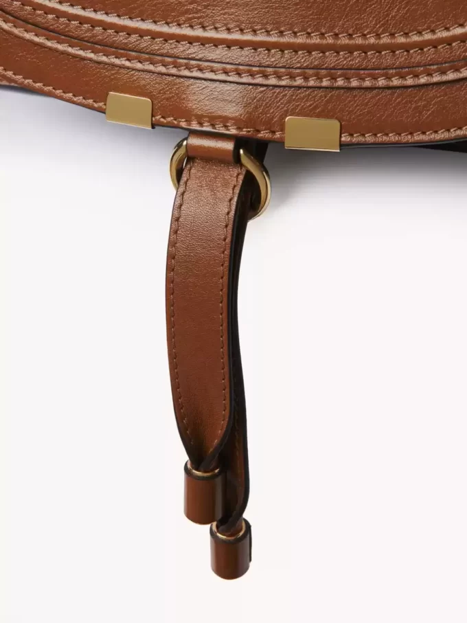 Bolso pequeño Marcie en piel brillante Bolso pequeño Marcie en piel brillante