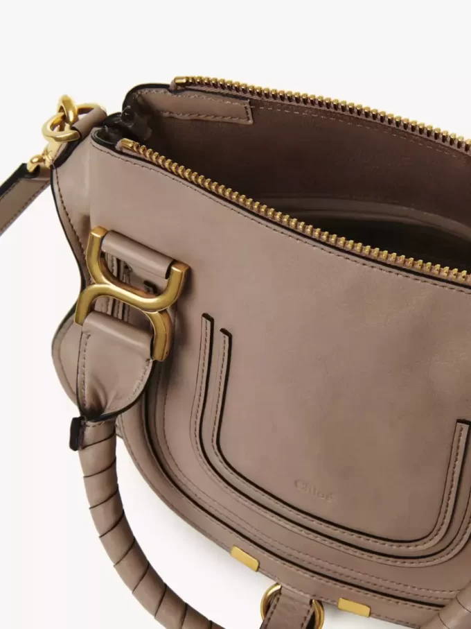 Bolso pequeño Marcie en piel brillante Bolso pequeño Marcie en piel brillante