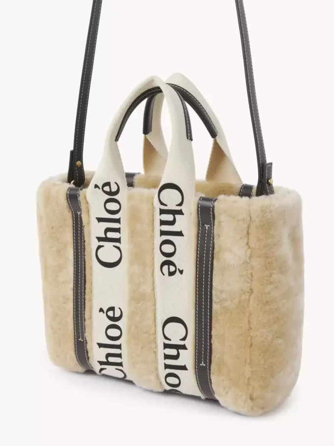 Bolso tote pequeño Woody de piel de oveja Bolso tote pequeño Woody de piel de oveja