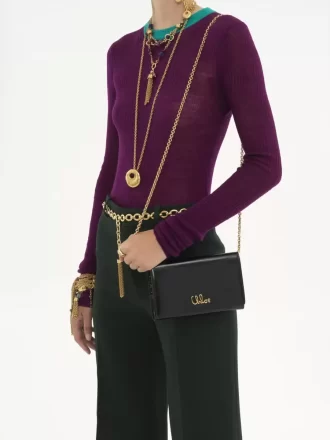 Cartera con solapa y cadena Chloé Iconic en piel brillante Cartera con solapa y cadena Chloé Iconic en piel brillante