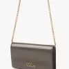 Cartera con solapa y cadena Chloé Iconic en piel brillante Cartera con solapa y cadena Chloé Iconic en piel brillante