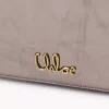 Cartera con solapa y cadena Chloé Iconic en piel metalizada Cartera con solapa y cadena Chloé Iconic en piel metalizada