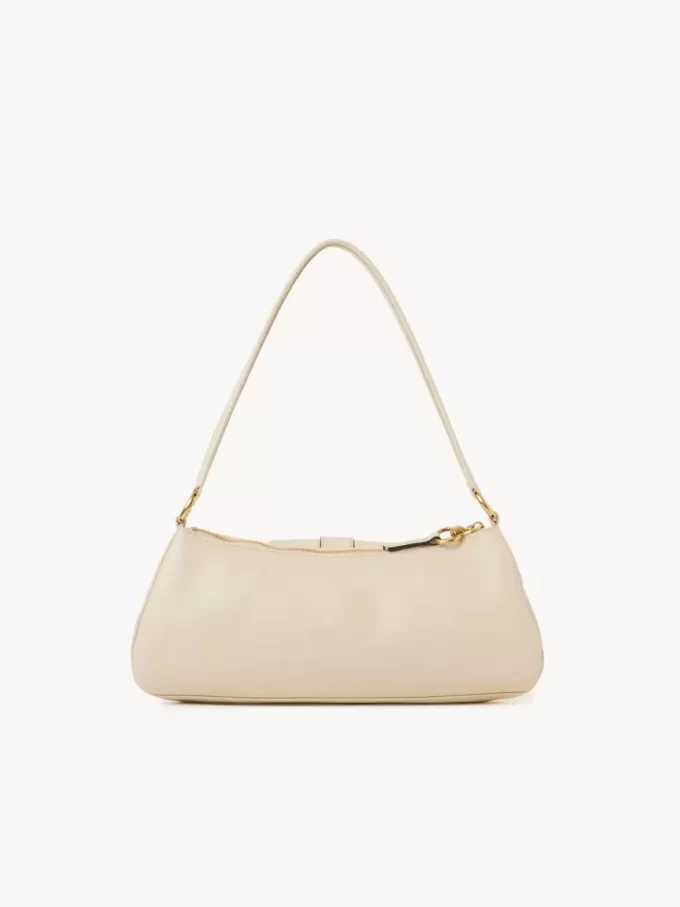 El bolso de hombro 99 en piel granulada El bolso de hombro 99 en piel granulada
